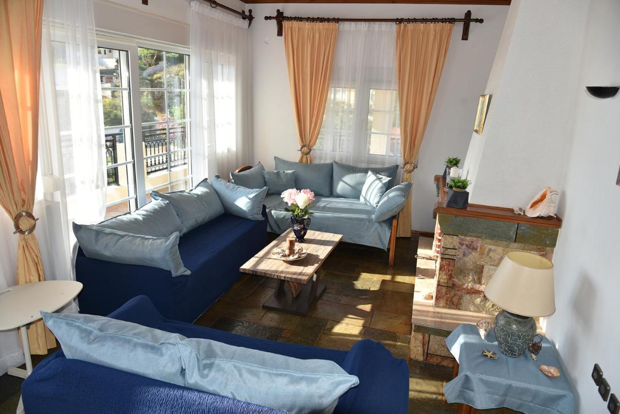 Irene'S Beach Front House Vromopousi 외부 사진