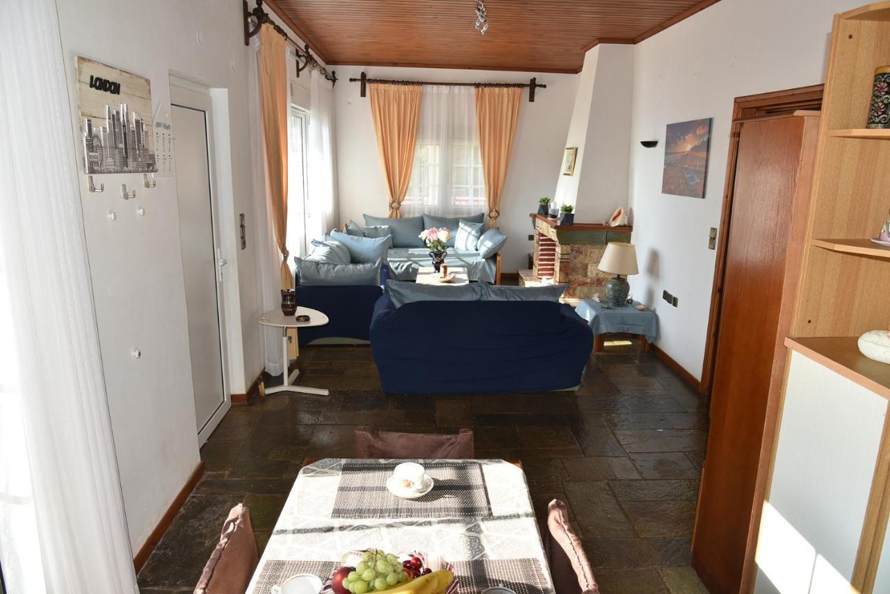 Irene'S Beach Front House Vromopousi 외부 사진
